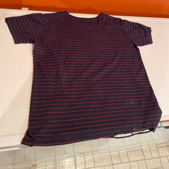 🇦🇺 🩸 Distressed DVNT Striped Tee Shirt Melbourne Blue Red Stripes 🇦🇺 - Picture 15 of 17